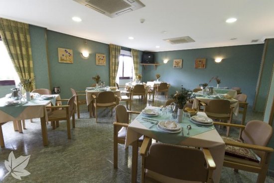 RESIDENCIA DE 3ª EDAD ATENEA-MIRASIERRA