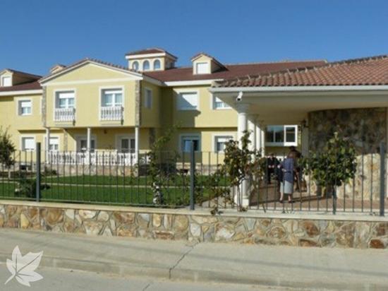 Residencia San Raimundo - Coreses (Zamora)