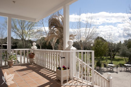 Sanitas Residencial - Residencia Almenara