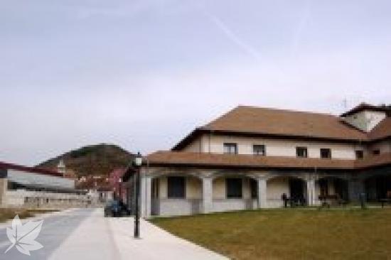 RESIDENCIA DE ANCIANOS VALLE DE SALAZAR