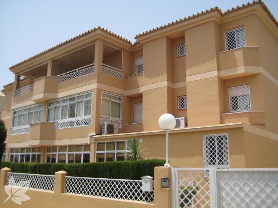 CENTRO RESIDENCIAL ALMUDENA