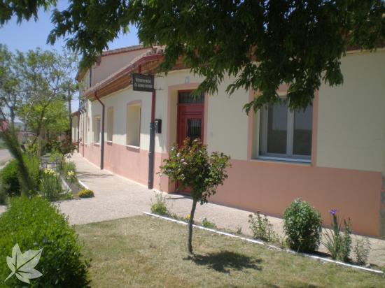 RESIDENCIA EL ALMENDRO