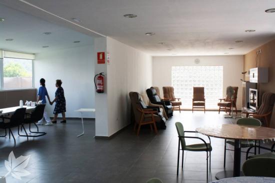 COM A CASA