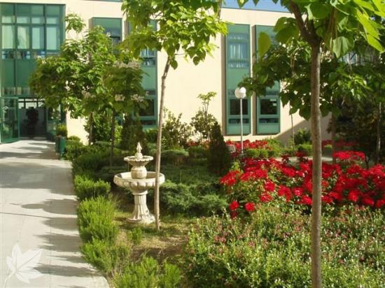 RESIDENCIA Y CENTRO DE DÍA LA MARINA