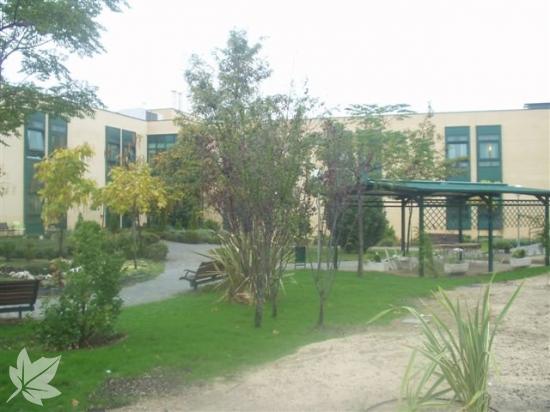 RESIDENCIA Y CENTRO DE DÍA LA MARINA