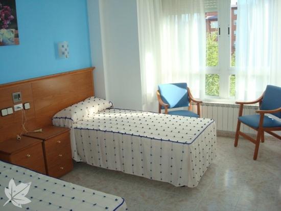 Residencias Geriatricas 3ª Edad LAS ROSAS Madrid