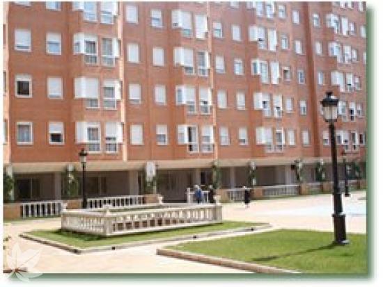 RESIDENCIA LOS NOGALES-IMPERIAL