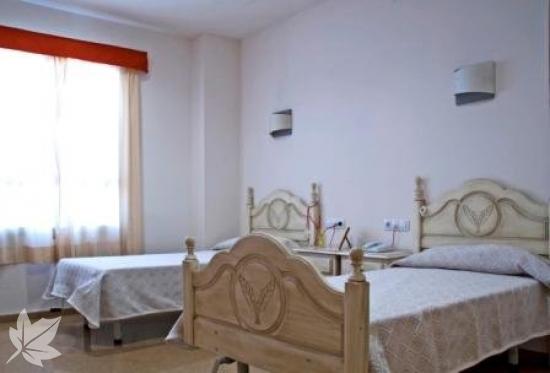 RESIDENCIA DE MAYORES REIFS CHICLANA (GRUPO REIFS)