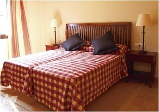 Viviendas con servicios Adorea Benalmádena