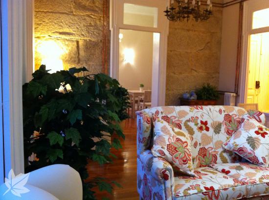 ATENDO VIVIENDA COMUNITARIA VIGO