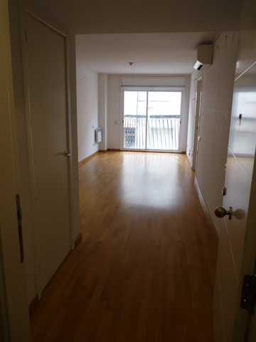 Alquiler apartamento amueblado en centro residencial senior Las Liras, Terrassa
