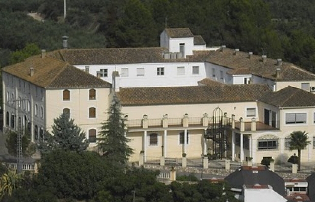 Residencia San Rafael de Enguera