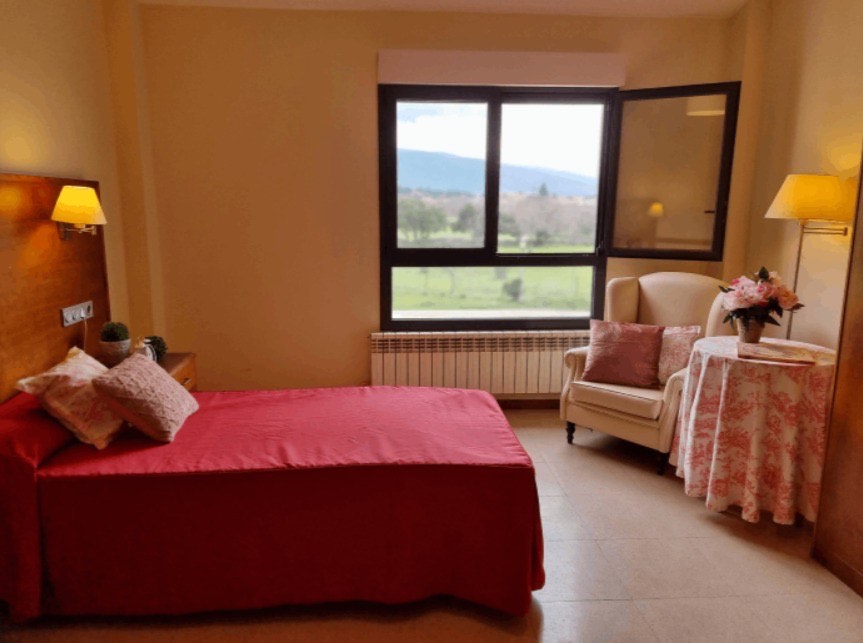 Residencia Aprende a vivir Ortigosa