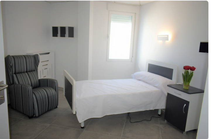 Residencia Las Gabias - San Cristóbal 